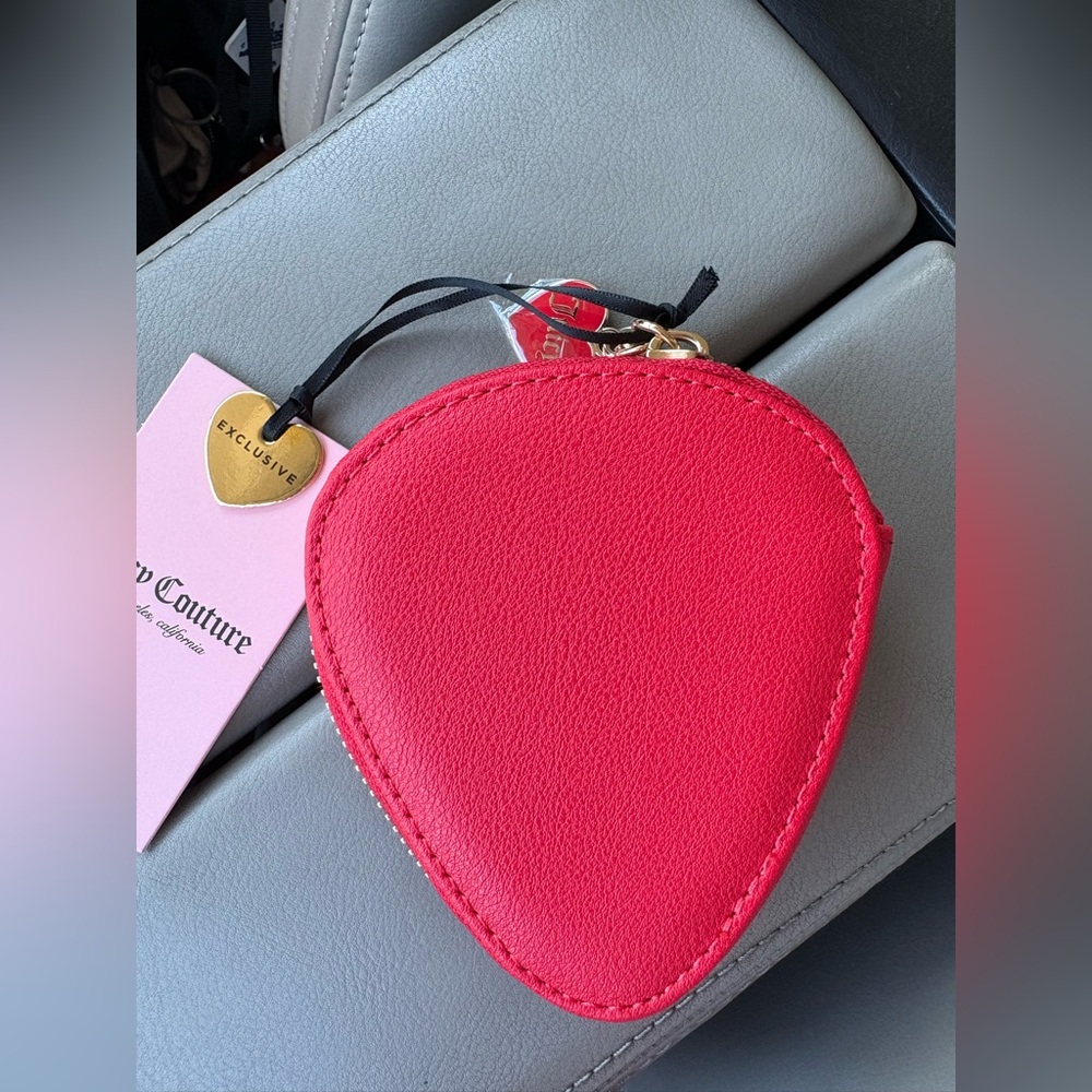 Juicy Couture Sweet Juicy Berry Coin Pouch - Picture 2 of 4